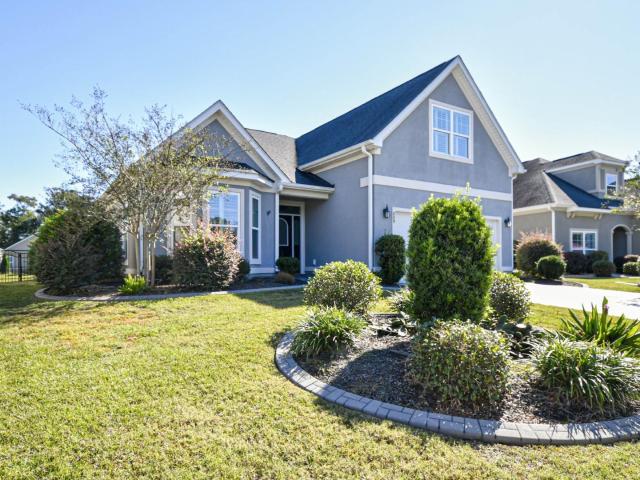 809 Covelo Ln