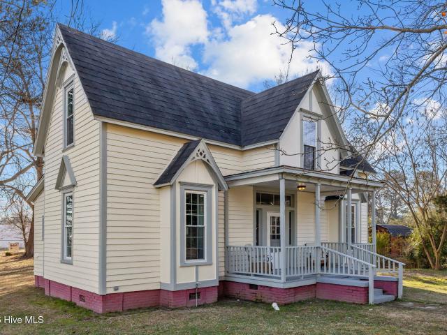 809 Church Street