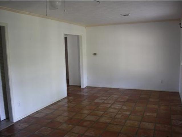 809 Crestview Dr, Corpus Christi, TX 78412 | MLS #478235