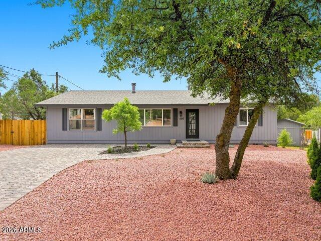 809 e frontier street