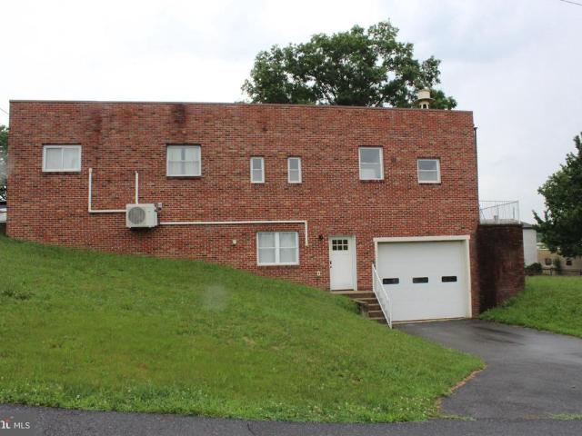809 Fifth Street