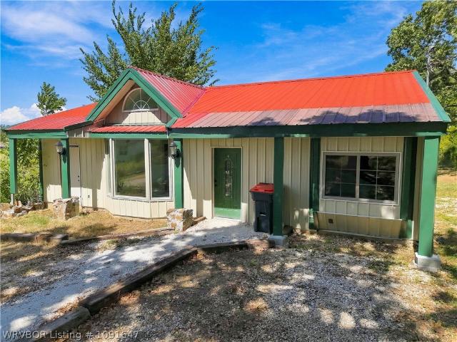 809 Holt Road