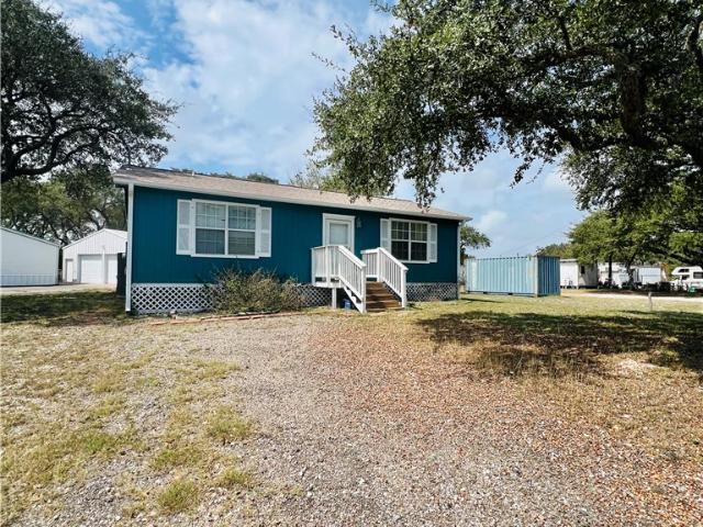 809 N 10th St, Fulton, TX 78358 | MLS #473007