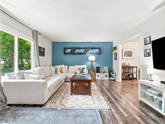 809 N Valleywood Circle