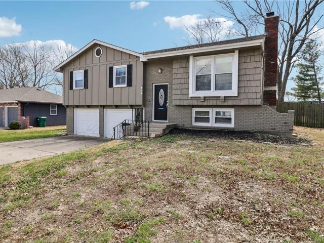 809 NE Mulberry St, Lee's Summit, MO 64086 | MLS #2609