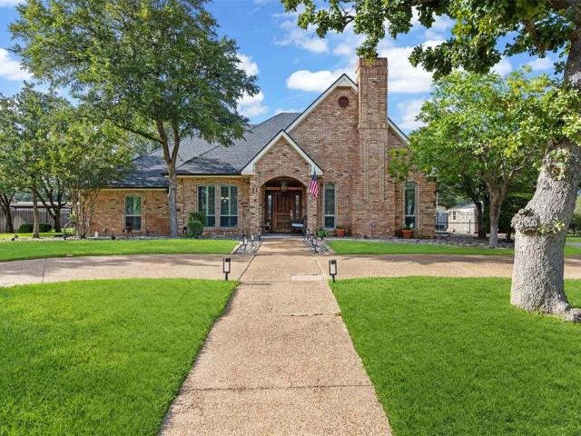 809 Shady Creek Drive