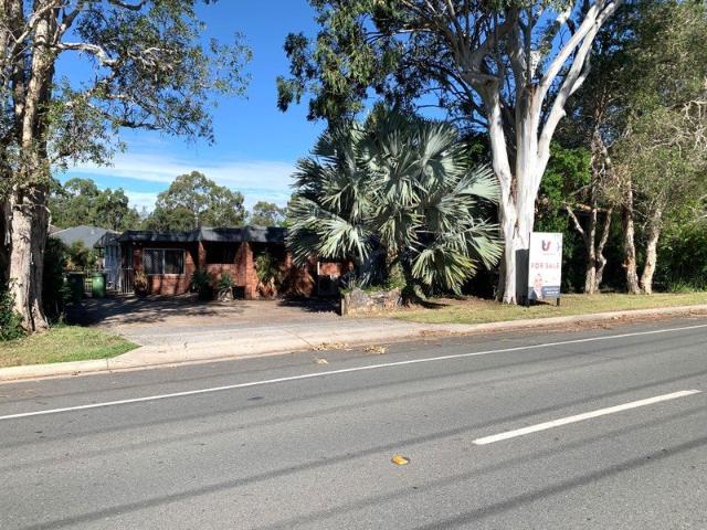 809m2 RENOVATORS DREAM!