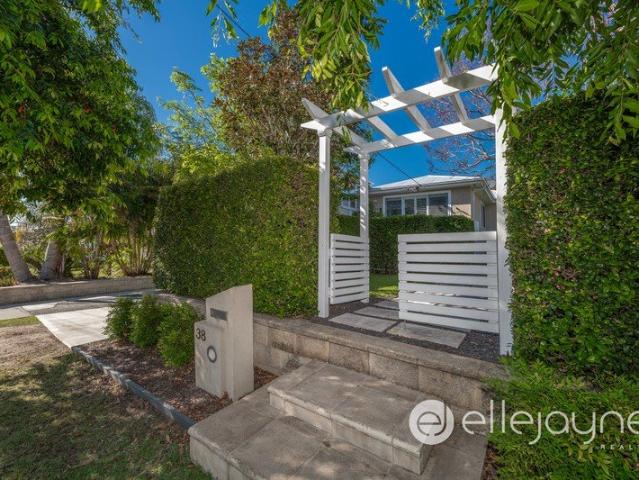 809sqm Block with Renovated Home & Separate Studio
