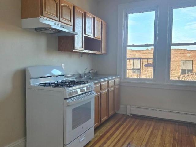 80 Union Ave C6, Clifton City, US, NJ