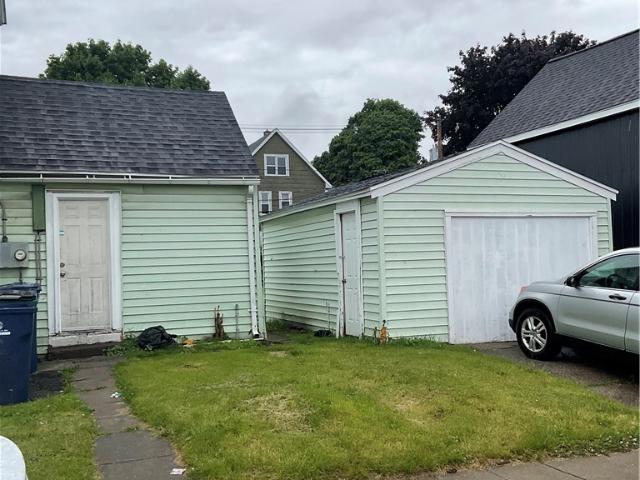 80 Abbott Road