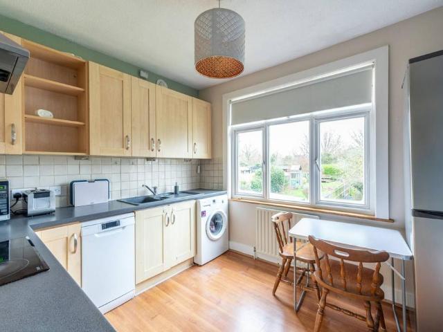 80 Alric Avenue, London, KT3 4JW, United Kingdom | 2 bed apartment for rent #136660679 | Rentberry
