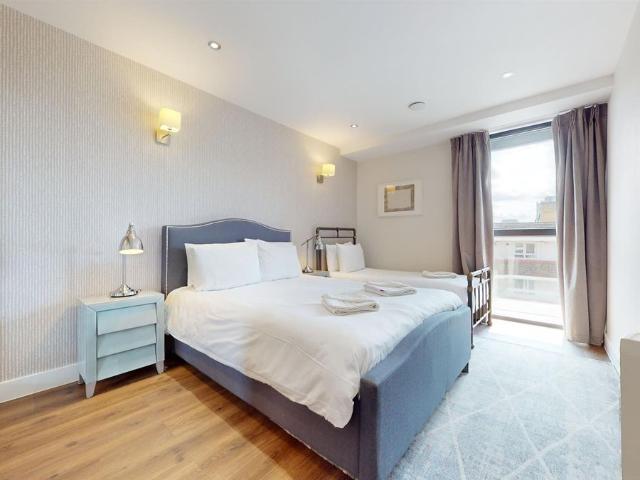 80 Back Church Lane, Twyne House Apartments, London E1, 1 bed flat to rent, £2,525 pcm | PrimeLocation