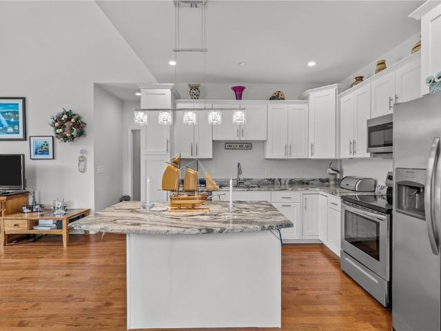 80 Bear Hill Road 101