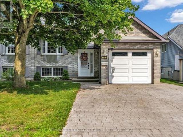 80 Beckett Boulevard, Tillsonburg, ON, N4G 5N3 house for sale | Listing ID X13684 | Royal LePage