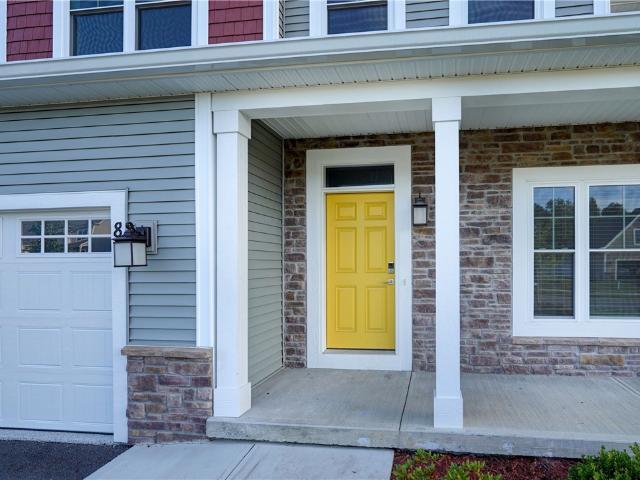 80 Chatwood Lane