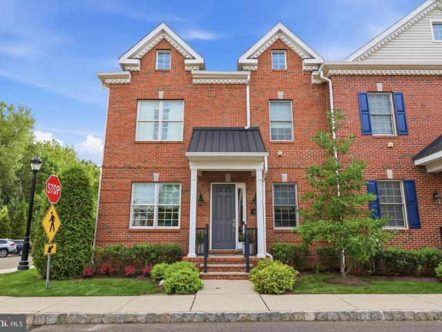 80 Creekview Lane