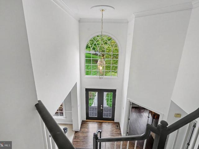 80 Delancy Court