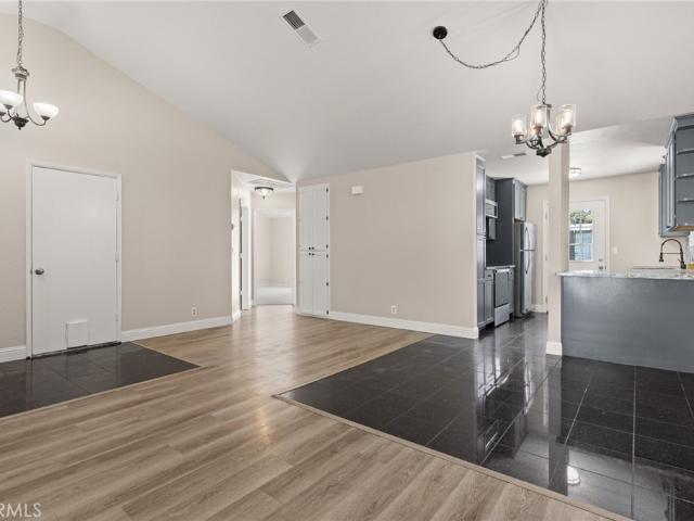 80 Fairgate