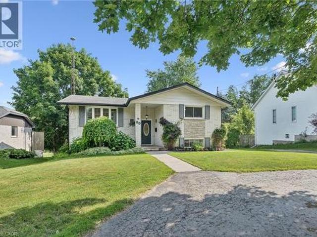 80 Jane Street, St. Clements, ON, N0B 2M0 house for sale | Listing ID 40844 | Royal LePage