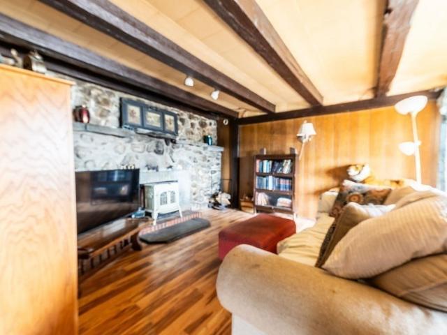 80 Lakeview Rd