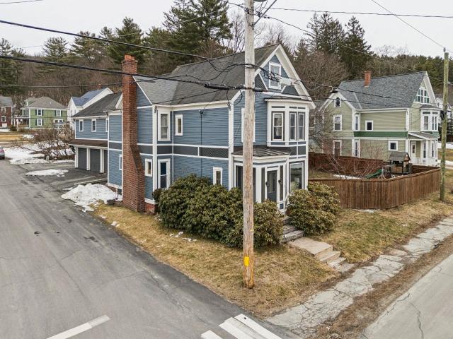 80 Laurel Street