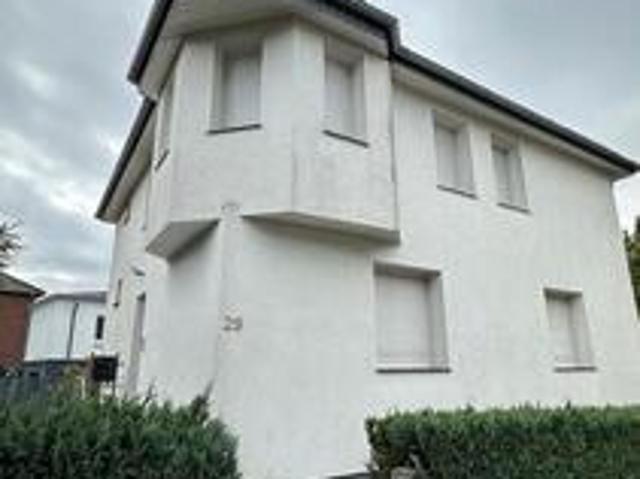 80 m² Wohnung in Brackwede mit Balkon & Küche mit E Gerät+kühlsch