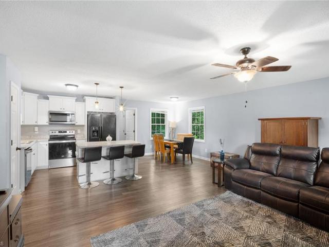 80 Meadowdale Drive