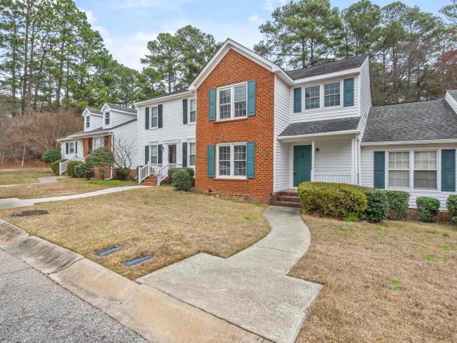 80 N Lake Pointe Drive
