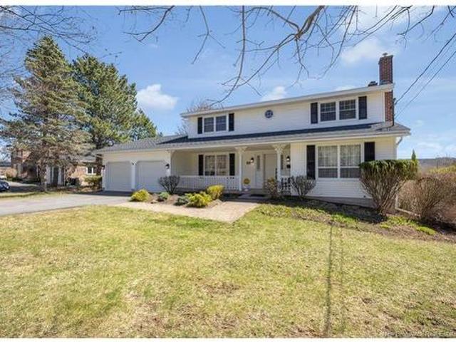 80 Park Dr, Rothesay, NB, E2H 2S9 Luxury House for sale | Listing ID NB138126 | Royal LePage Carriage Trade Luxury Properties
