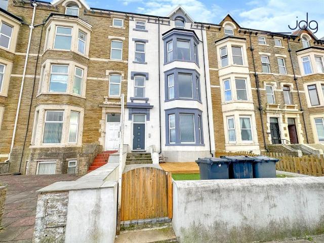 80 Sandylands Promenade, Morecambe LA3, 2 bed flat to rent, £850 pcm | PrimeLocation