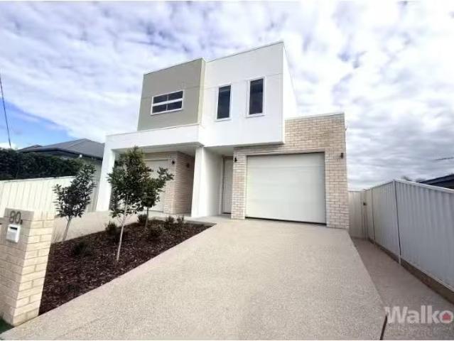 80a Kings Road, New Lambton Townhouse for rent Listed by Walk.