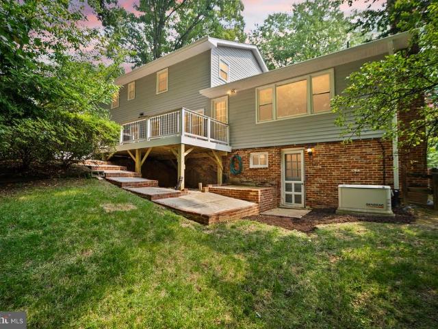 8104 Chivalry Road