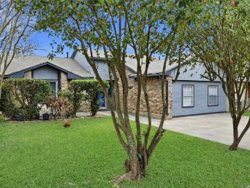 8104 Forest Bow, Live Oak, TX 78233 | MLS #1947