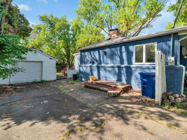 8106 Fort Hunt Road