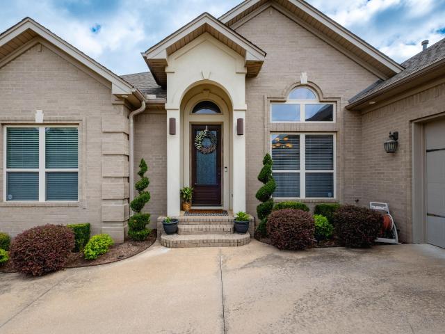 8100 Kanis Pines Drive