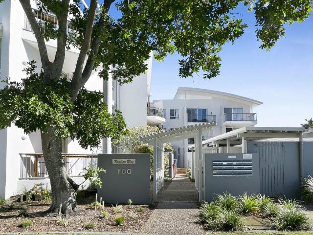 8/100 Petrel Avenue, MERMAID BEACH, QLD 4218