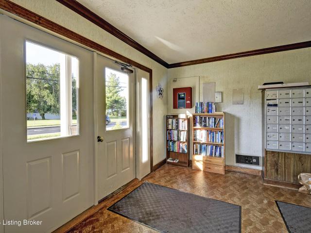 8101 Wendamoor Dr UNIT 28