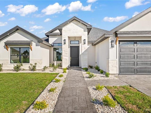 8102 N 49th Lane