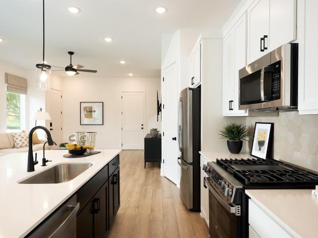 8102 Bird Song Cir