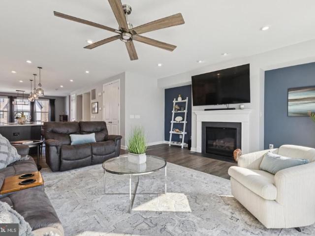8102 Zoe Place, Alexandria, US, VA