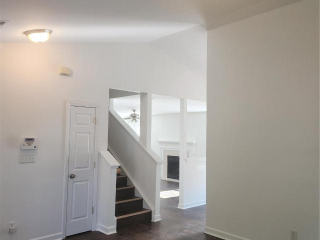 8103 Lamplighter Place