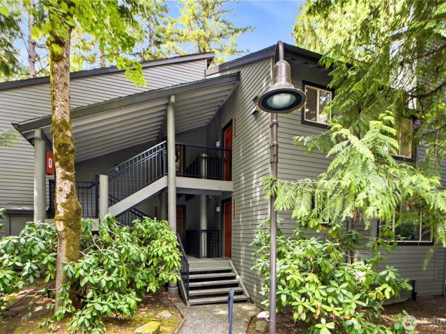 8103 th Ct NE