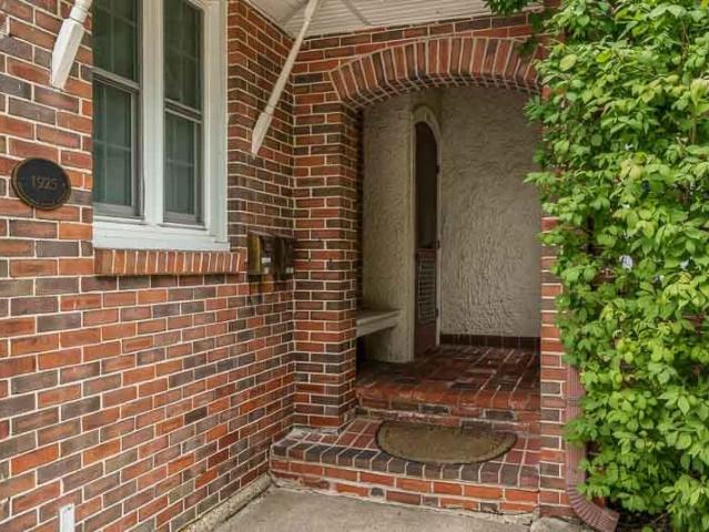 810 Chapin Street