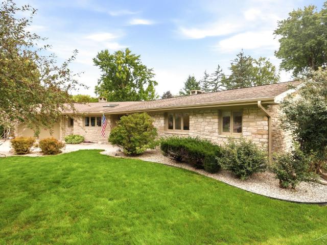810 Fairway Drive