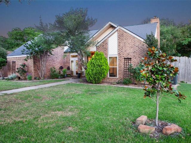 810 Highland Hills Lane