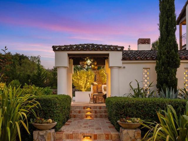 810 Lombardi Lane