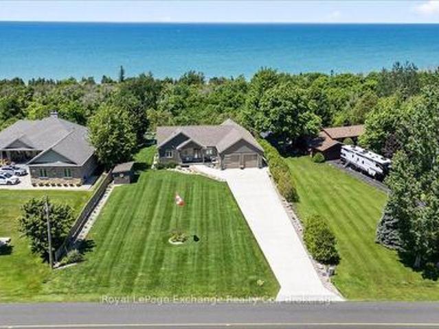 810 Lake Range Drive, Huron Kinloss, ON, N2Z 0B3 house for sale | Listing ID X13570 | Royal LePage