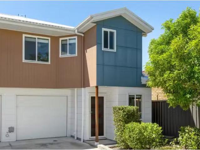 8/10 Minmi Road, Edgeworth Townhouse for rent Listed by Kim E.
