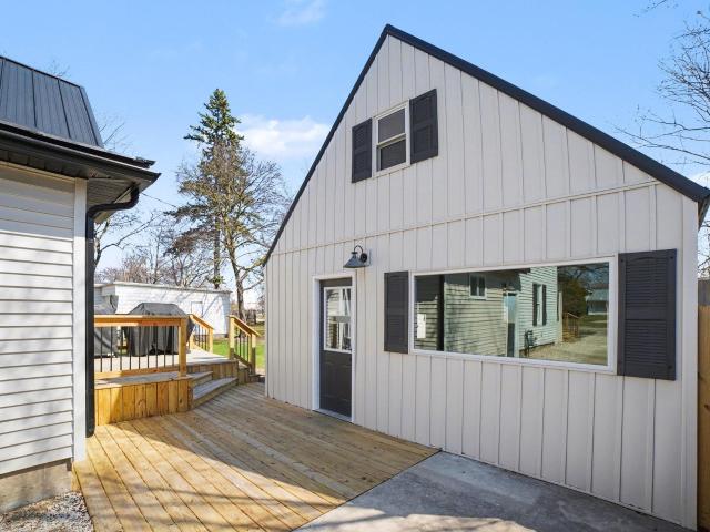 810 N Kinney Avenue