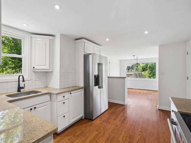 810 Porter Rd